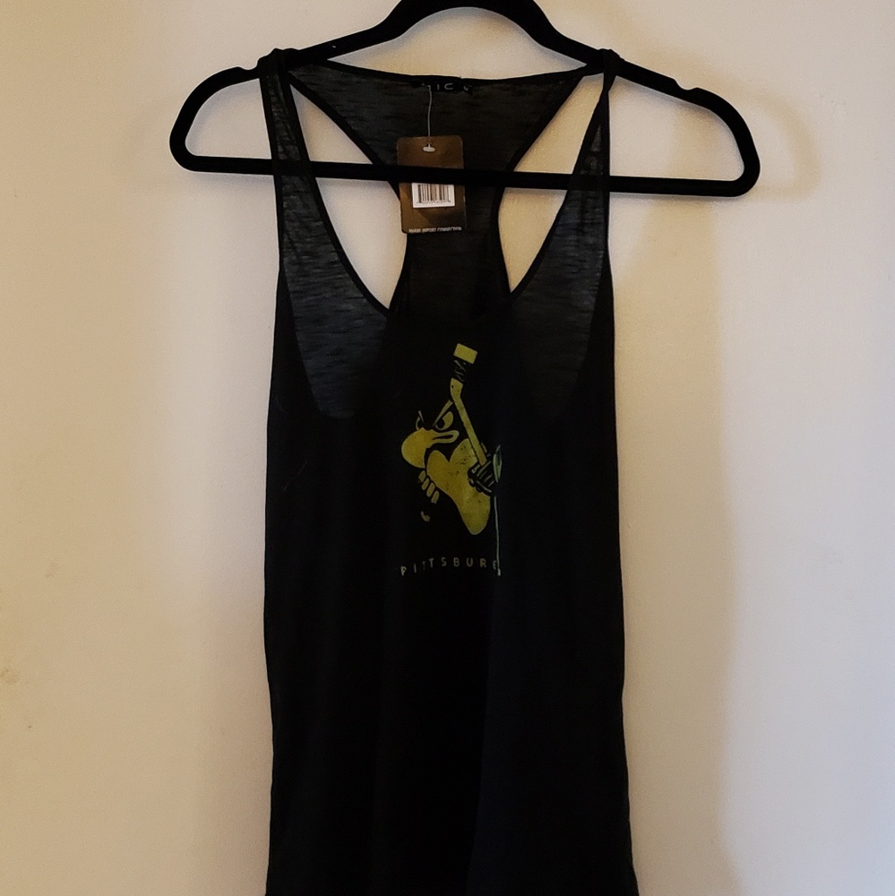 Unique NHL  Pittsburgh Penguin top !!